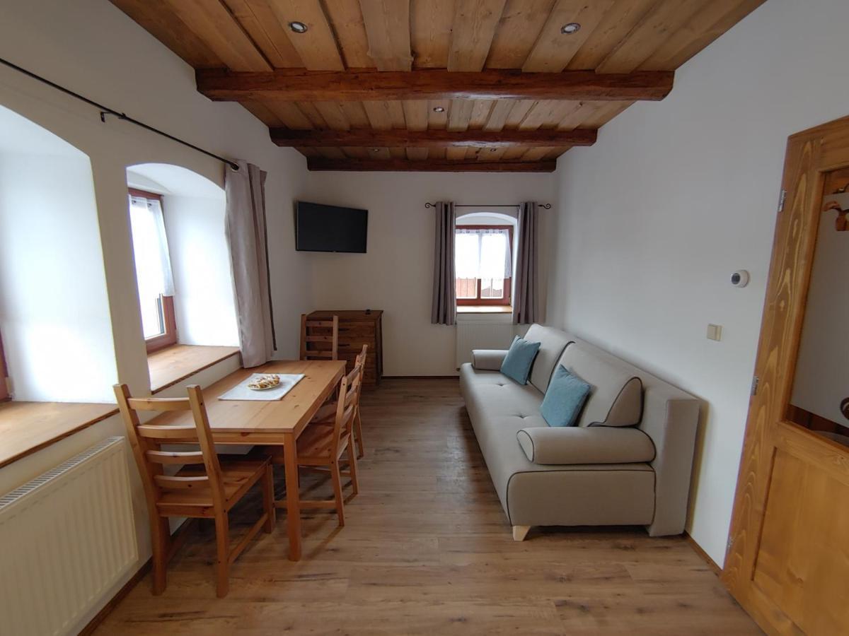 Apartamento U Mikesu Vyšší Brod Exterior foto