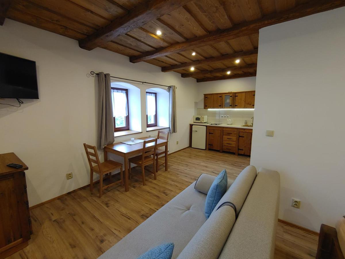 Apartamento U Mikesu Vyšší Brod Exterior foto