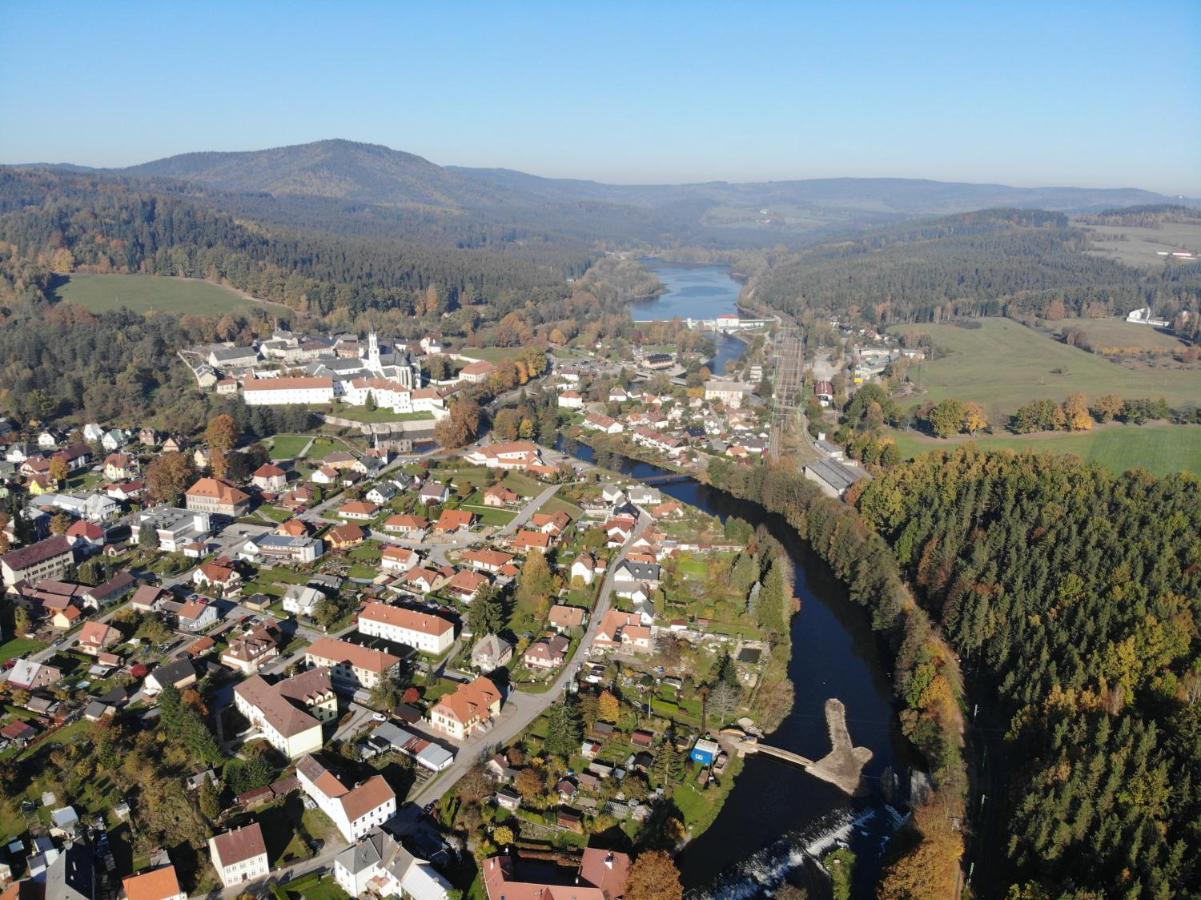 Apartamento U Mikesu Vyšší Brod Exterior foto